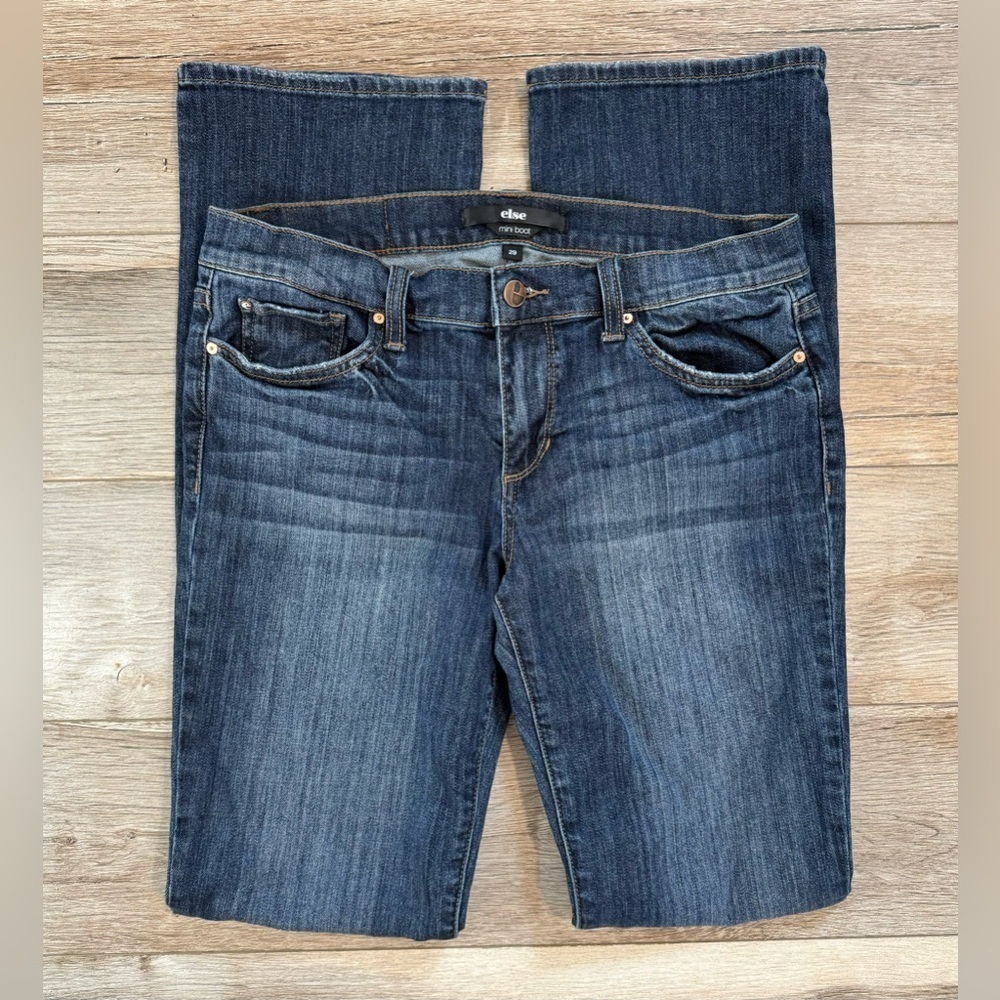 Else ~ Women’s Mini Boot Cut Denim‎ Jeans Size 29 Dark Wash 5 Pocket Design